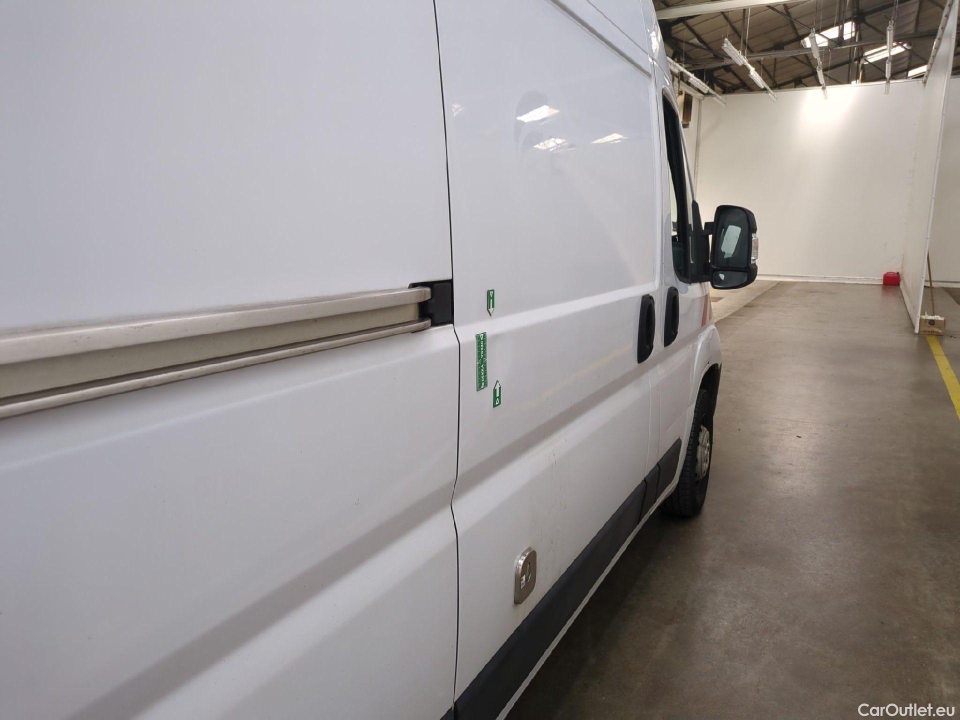  Citroen  Jumper CITROEN  / 2014 / 4P / Fourgon tôlé 30 L2H2 BlueHDi 120 S&S BVM6 Driver #28