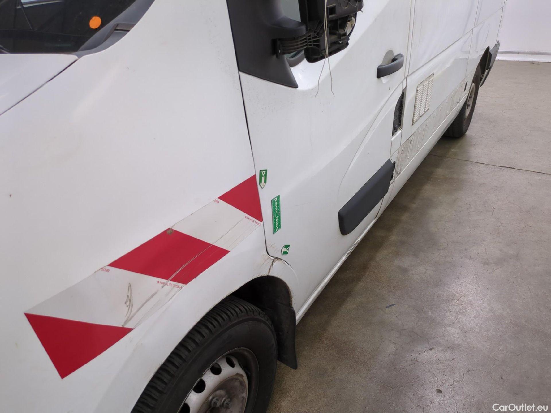  Renault  Master RENAULT  VU 4p Fourgon FG GCf Trac F3500 L2H2 dCi 130 Euro6 #165