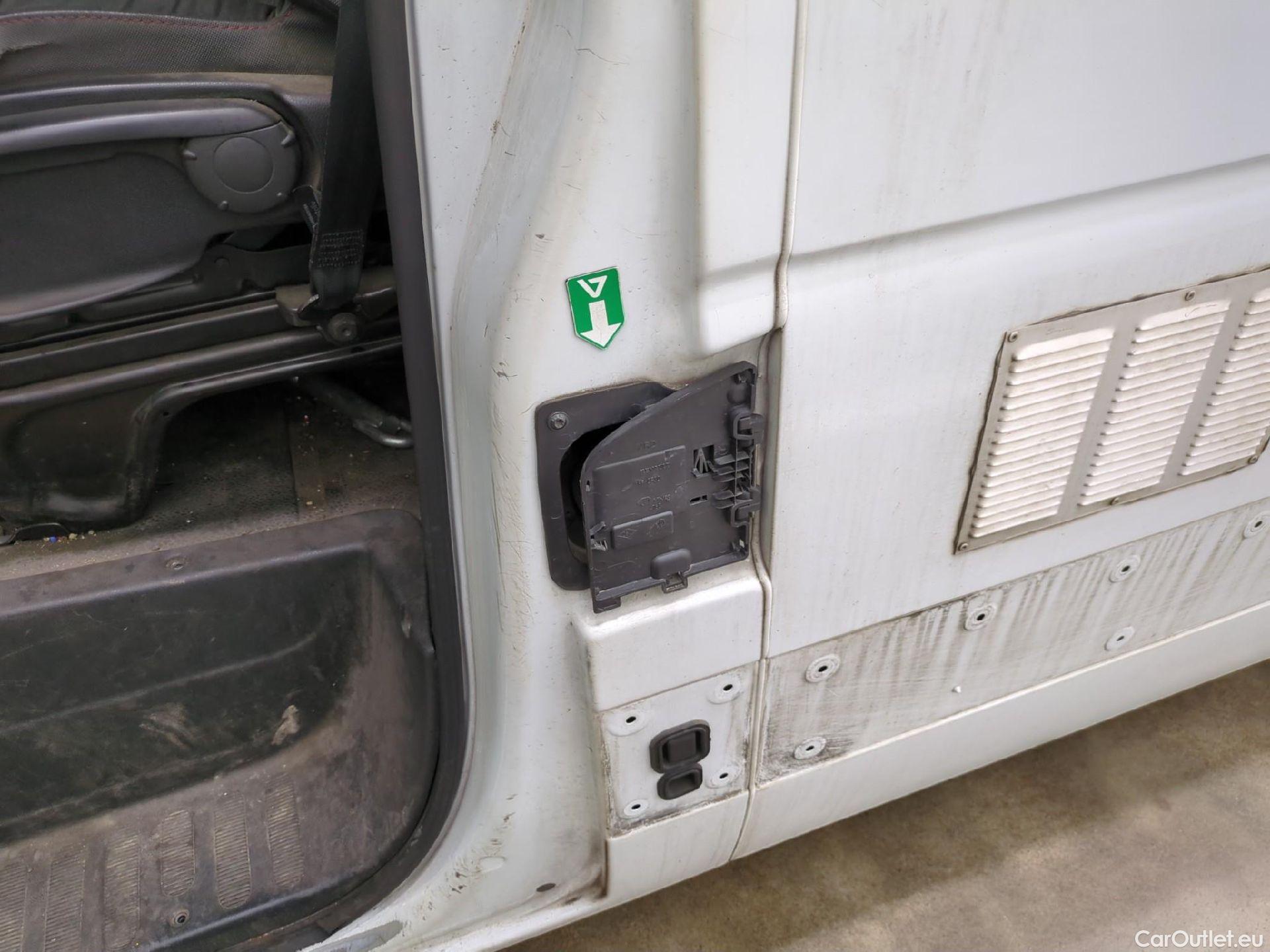  Renault  Master RENAULT  VU 4p Fourgon FG GCf Trac F3500 L2H2 dCi 130 Euro6 #32