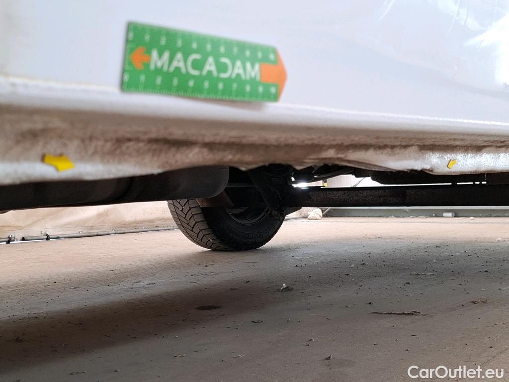  Renault  Master  Fourgon L2H2 3 3 Grand Confort dCi 135CV BVM6 E6dT #7