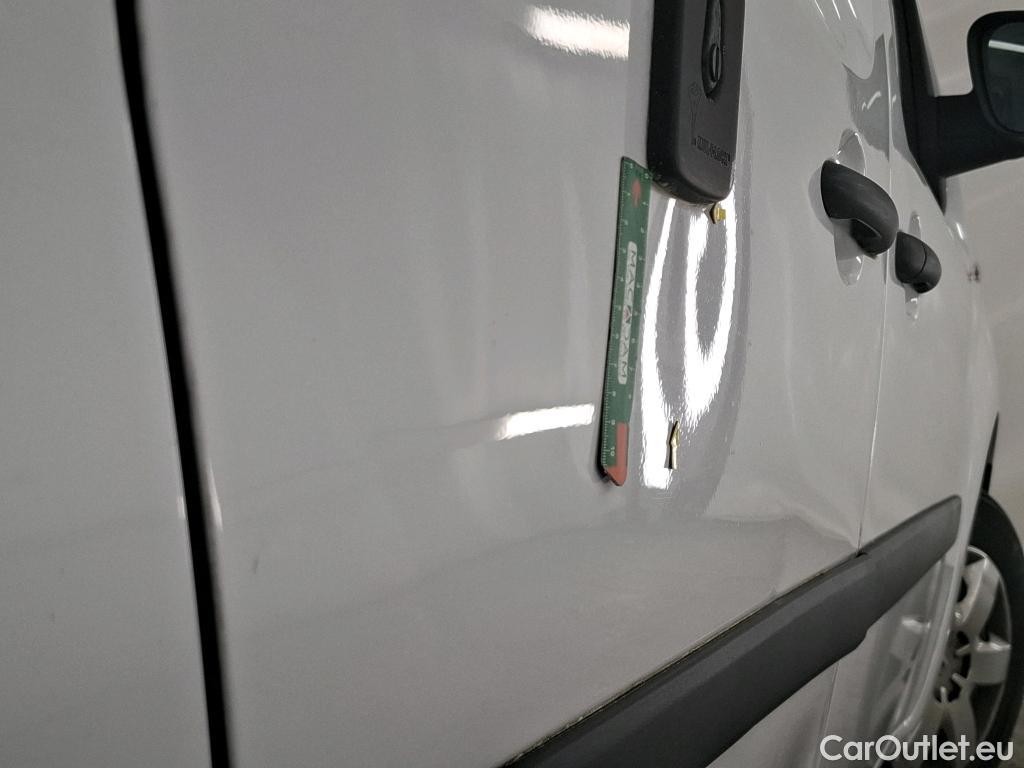  Renault  Kangoo  II Express Maxi Extra (Série Spéciale) 1.5 dCi 95CV BVM6 E6dT #24