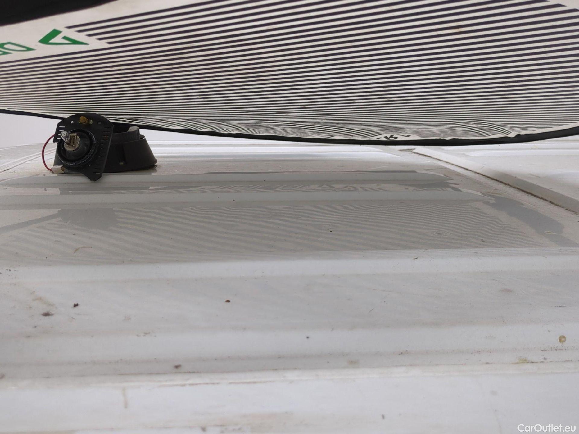  Renault  Master RENAULT  VU 4p Fourgon FG GCf Trac F3500 L2H2 dCi 130 Euro6 #127