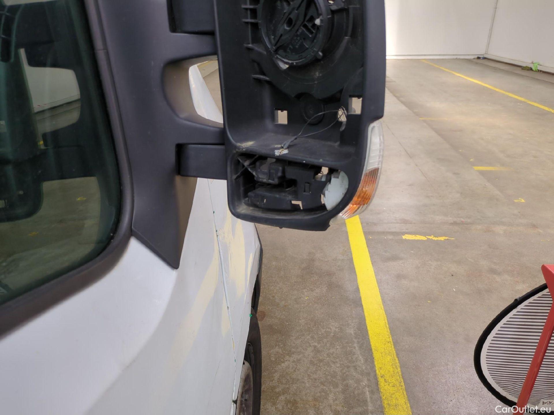  Renault  Master RENAULT  VU 4p Fourgon FG GCf Trac F3500 L2H2 dCi 130 Euro6 #75