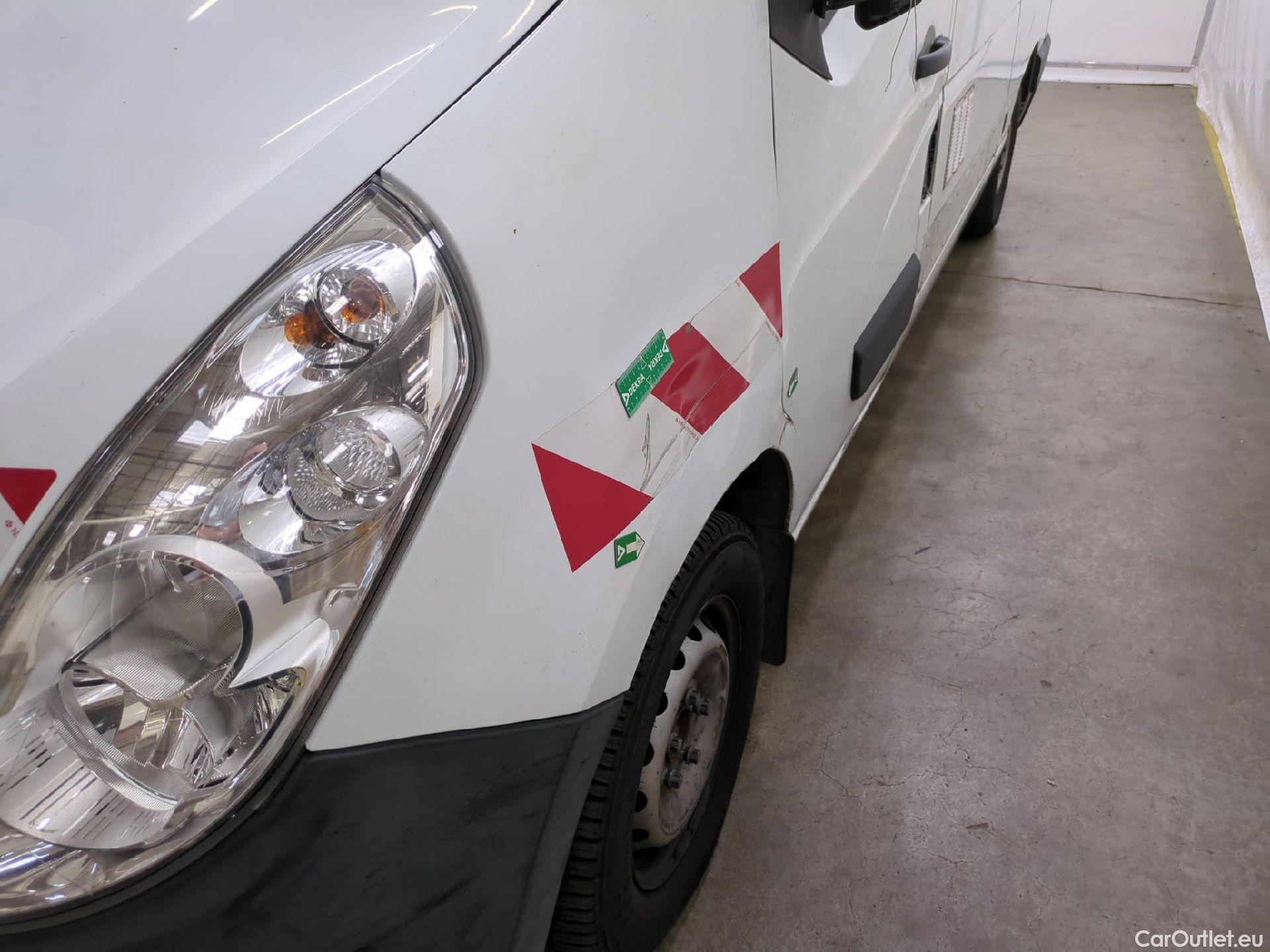  Renault  Master RENAULT  VU 4p Fourgon FG GCf Trac F3500 L2H2 dCi 130 Euro6 #163