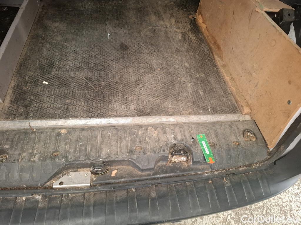  Renault  Kangoo  II Express Maxi Extra (Série Spéciale) 1.5 dCi 95CV BVM6 E6dT #52