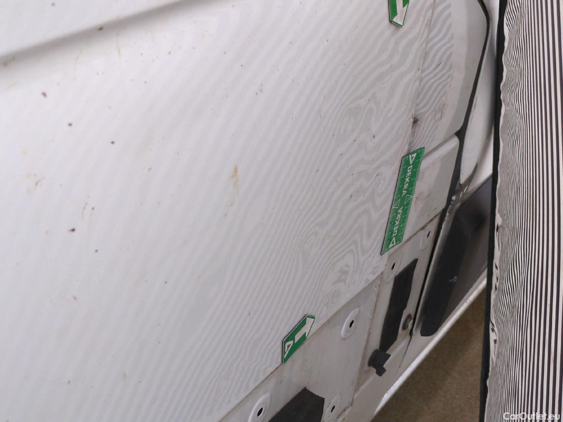  Renault  Master RENAULT  VU 4p Fourgon FG GCf Trac F3500 L2H2 dCi 130 Euro6 #143