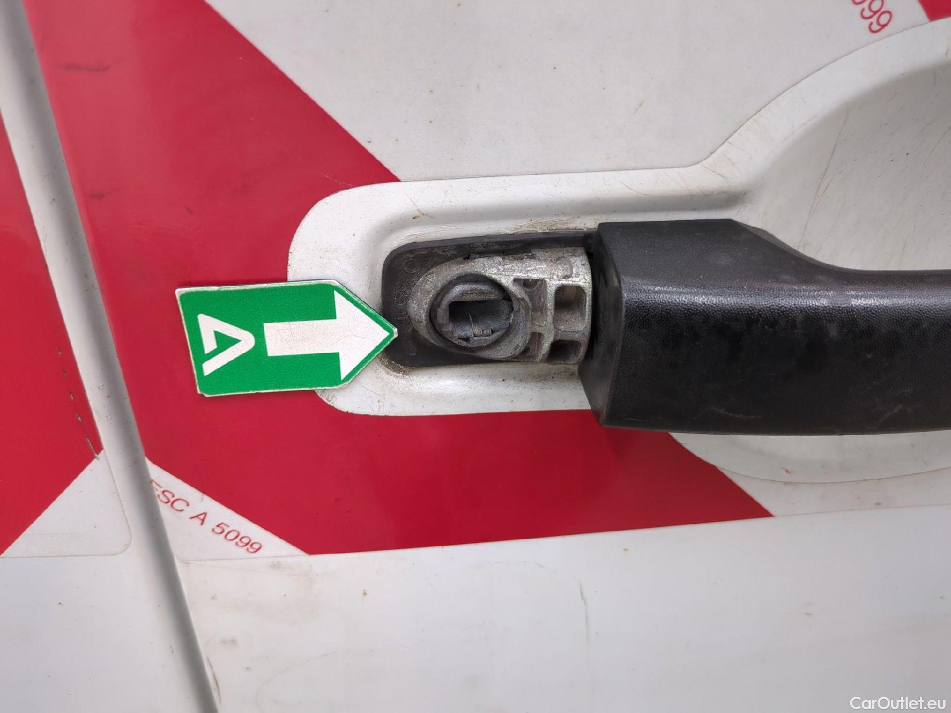  Renault  Master RENAULT  VU 4p Fourgon FG GCf Trac F3500 L2H2 dCi 130 Euro6 #56