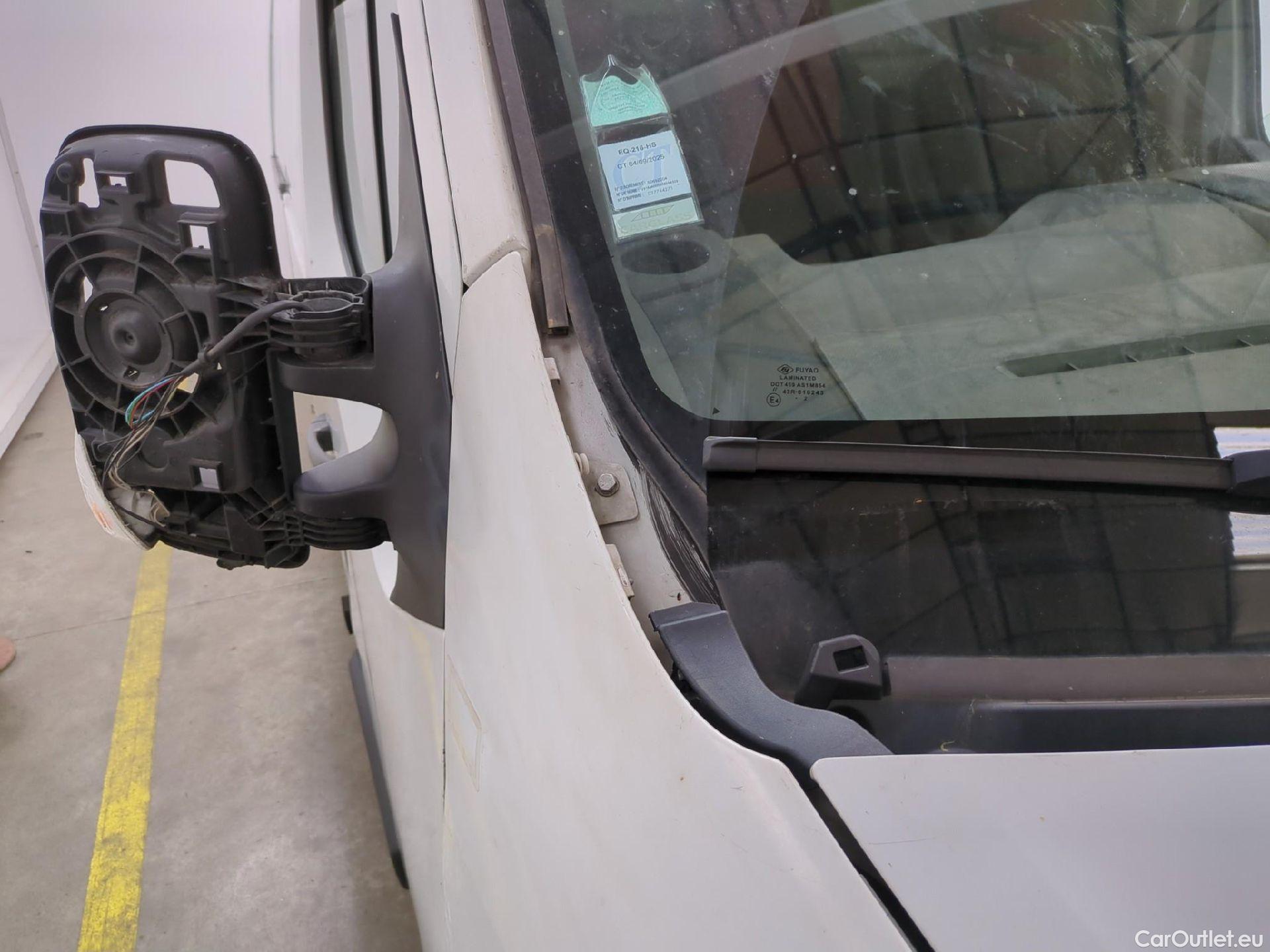  Renault  Master RENAULT  VU 4p Fourgon FG GCf Trac F3500 L2H2 dCi 130 Euro6 #157