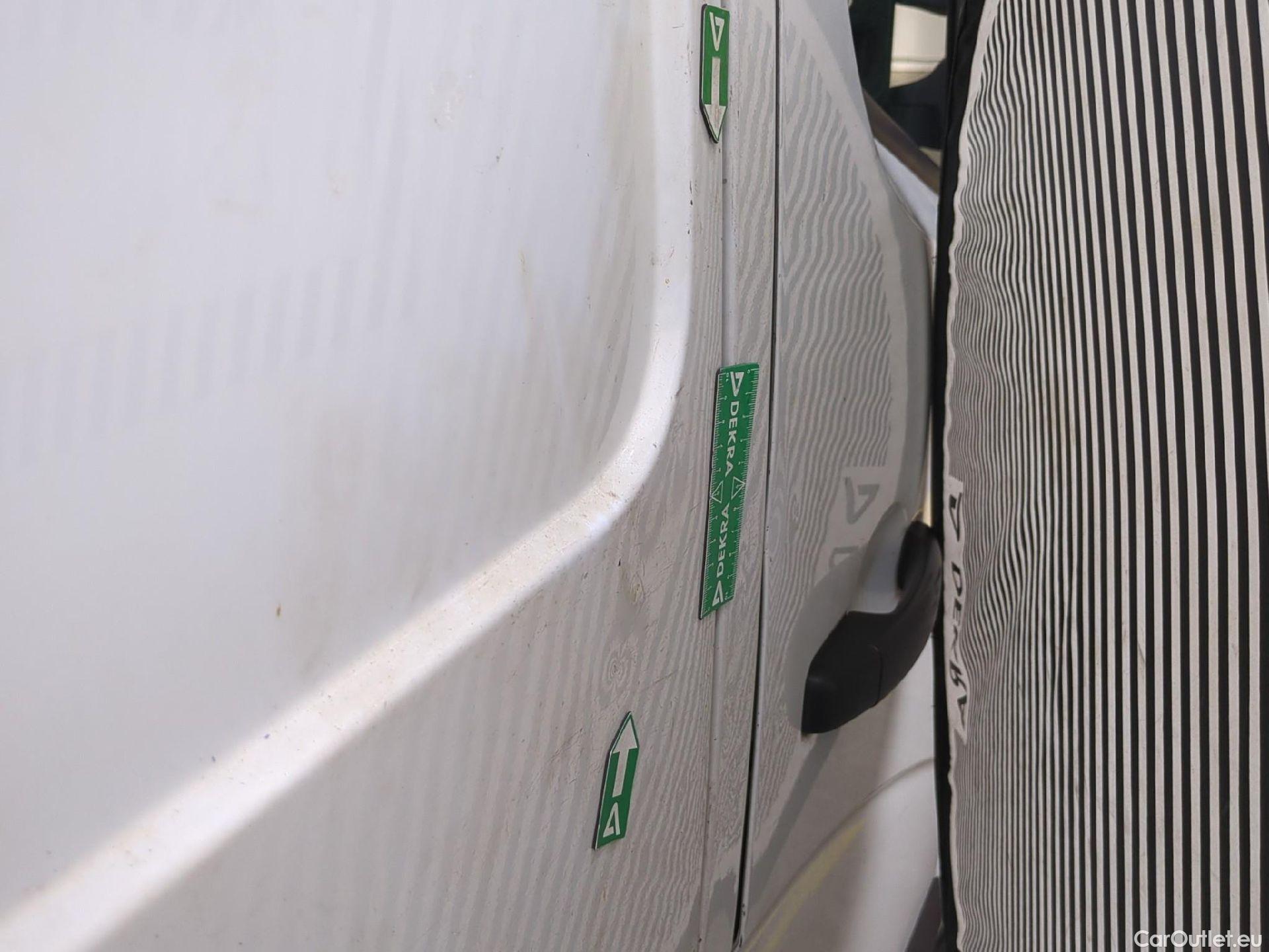  Renault  Master RENAULT  VU 4p Fourgon FG GCf Trac F3500 L2H2 dCi 130 Euro6 #144