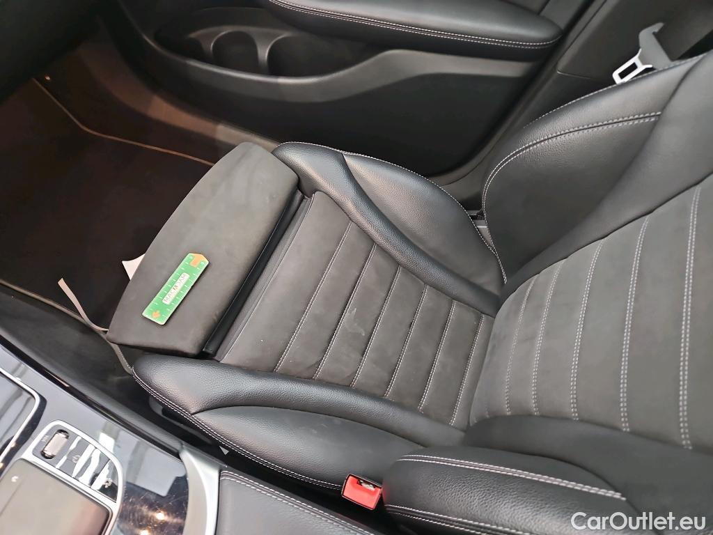  Mercedes  G-Klasee MERCEDES-BENZ GLC / 2019 / 5P / SUV 2.0 GLC 300 E AMG LINE 4MATIC / VO RECONDITIONNE - PHOTOS AVANT RECONDITIONNEMENT #9