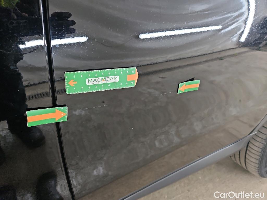  Mercedes  G-Klasee MERCEDES-BENZ GLC / 2019 / 5P / SUV 2.0 GLC 300 E AMG LINE 4MATIC / VO RECONDITIONNE - PHOTOS AVANT RECONDITIONNEMENT #19