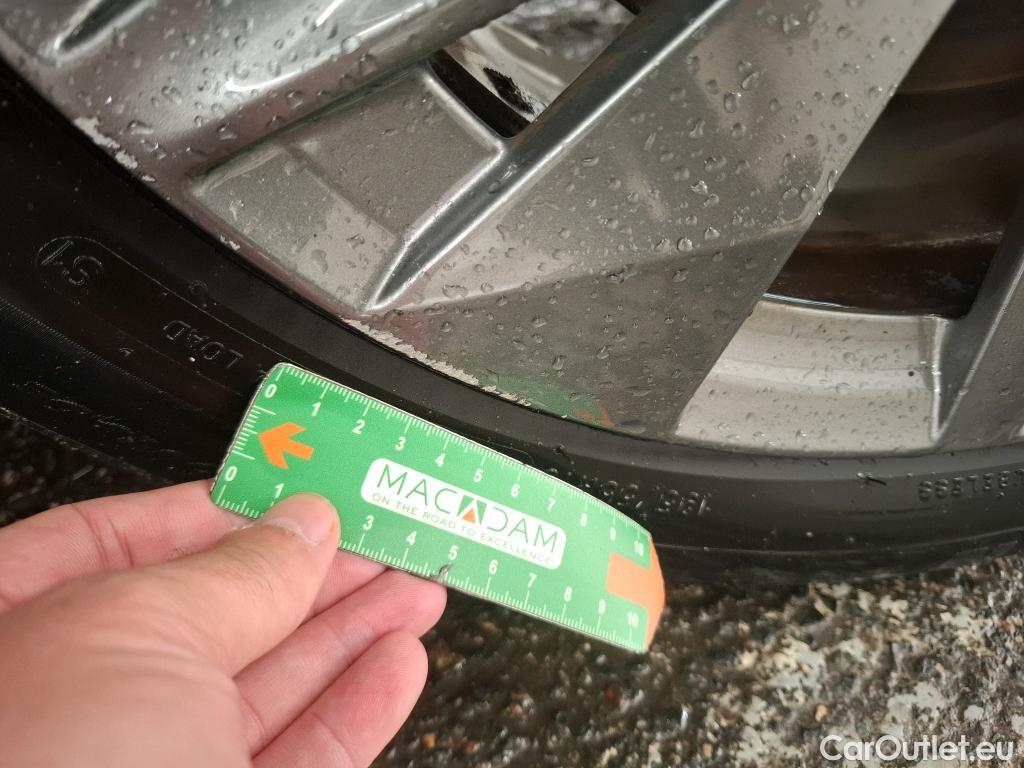  Peugeot  208  (e-) Allure Pack 50kWh BVA / VO RECONDITIONNE - PHOTOS AVANT RECONDITIONNEMENT #12