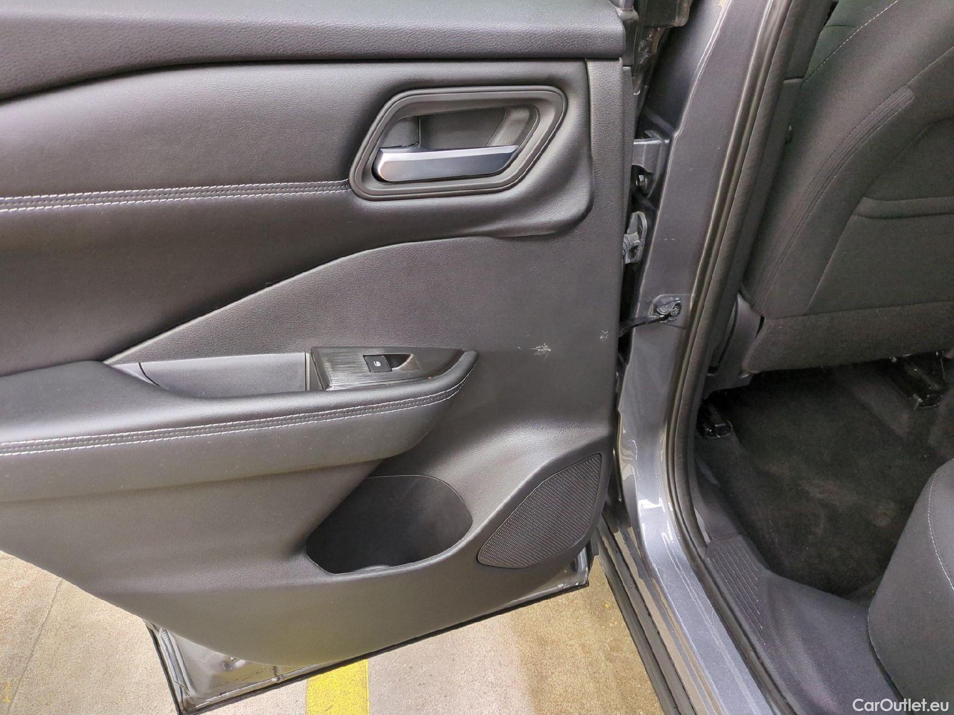  Nissan  Qashqai NISSAN  / 2021 / 5P / Crossover 1.3 MHEV 158ch Xtronic N-Style(SP) / VO RECONDITIONNE - PHOTOS AVANT RECONDITIONNEMENT #15