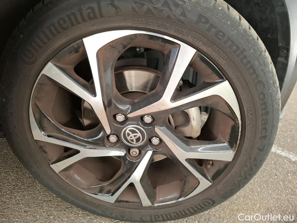  Toyota  C-HR TOYOTA  / 2016 / 5P / SUV 2.0 HYBRIDE 184 COLLECTION #32