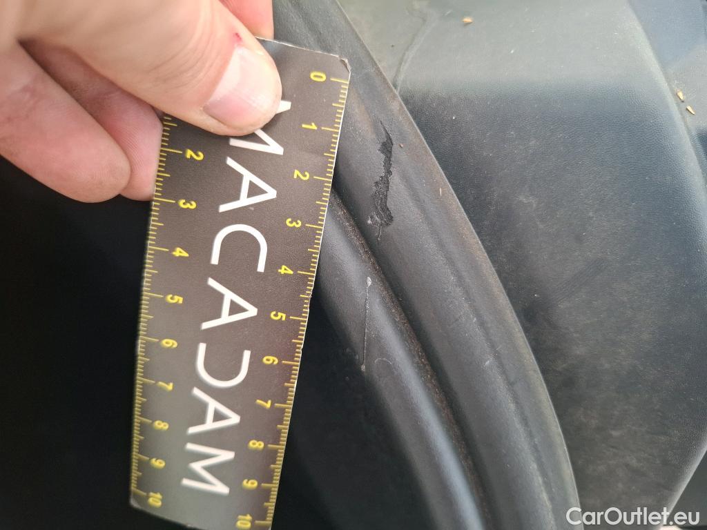  Peugeot  208  Premium 1.5 HDi 100CV BVM6 E6d #11