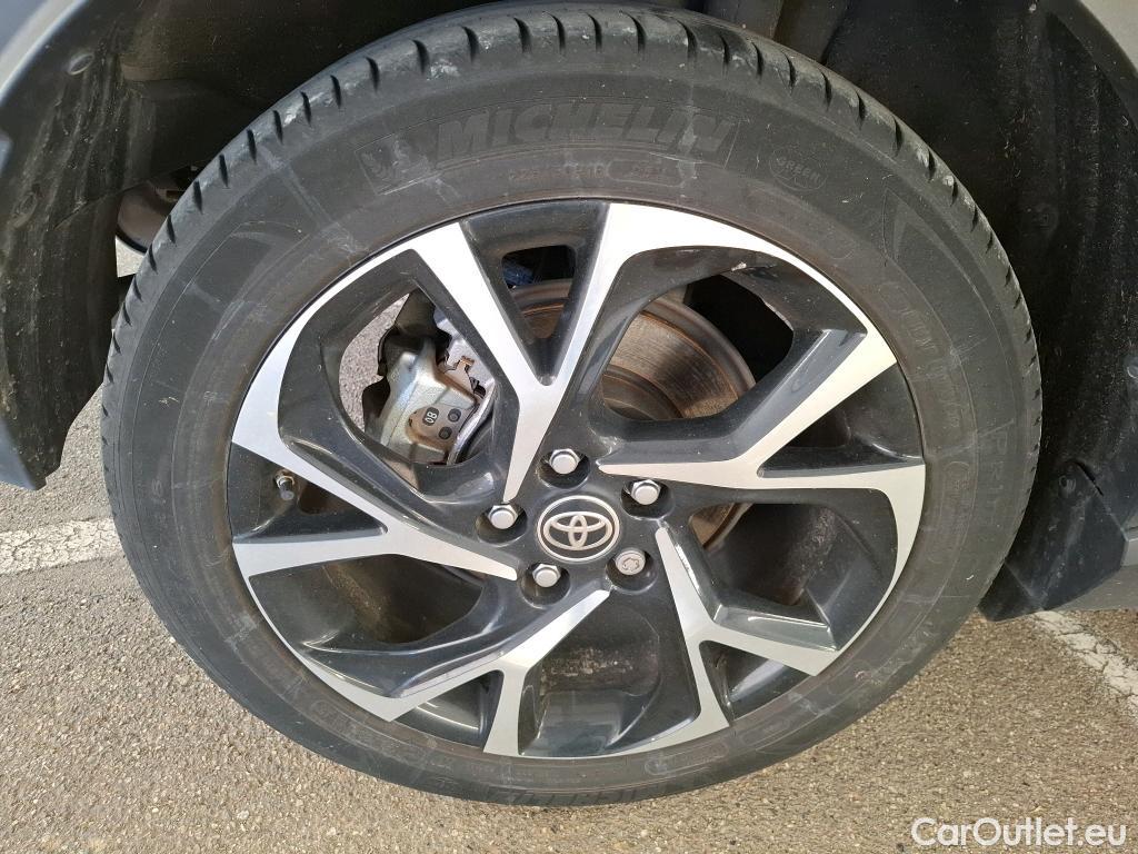  Toyota  C-HR TOYOTA  / 2016 / 5P / SUV 2.0 HYBRIDE 184 COLLECTION #28