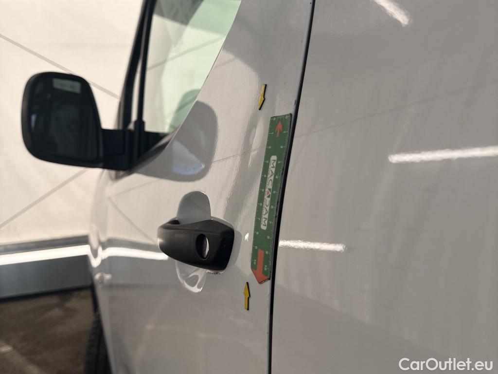  Toyota  Proace  City / 2019 / 4P / Fourgonnette 1.5 Medium 100 D-4D Business #17