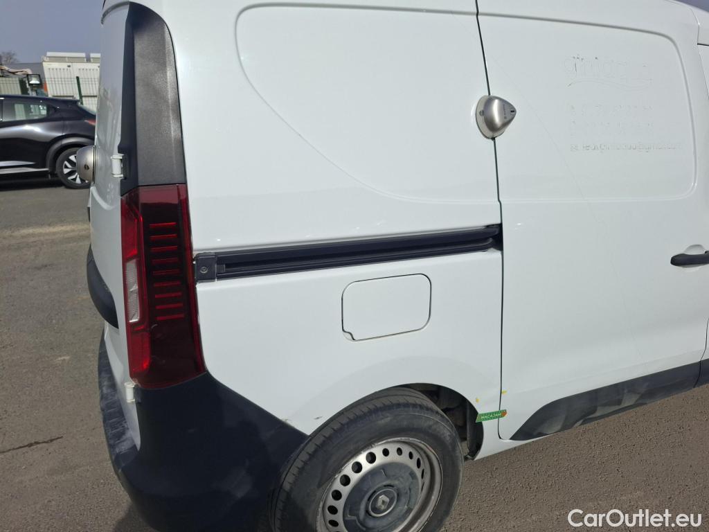  Renault  EXPRESS RENAULT  / 2021 / 4P / Fourgonnette Confort - Blue dCi 95-22 #21