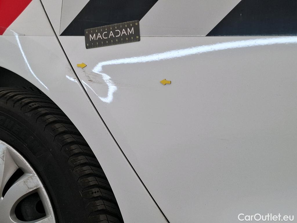  Renault  Clio  IV Air MediaNav 1.5 dCi 75CV BVM5 E6 #50