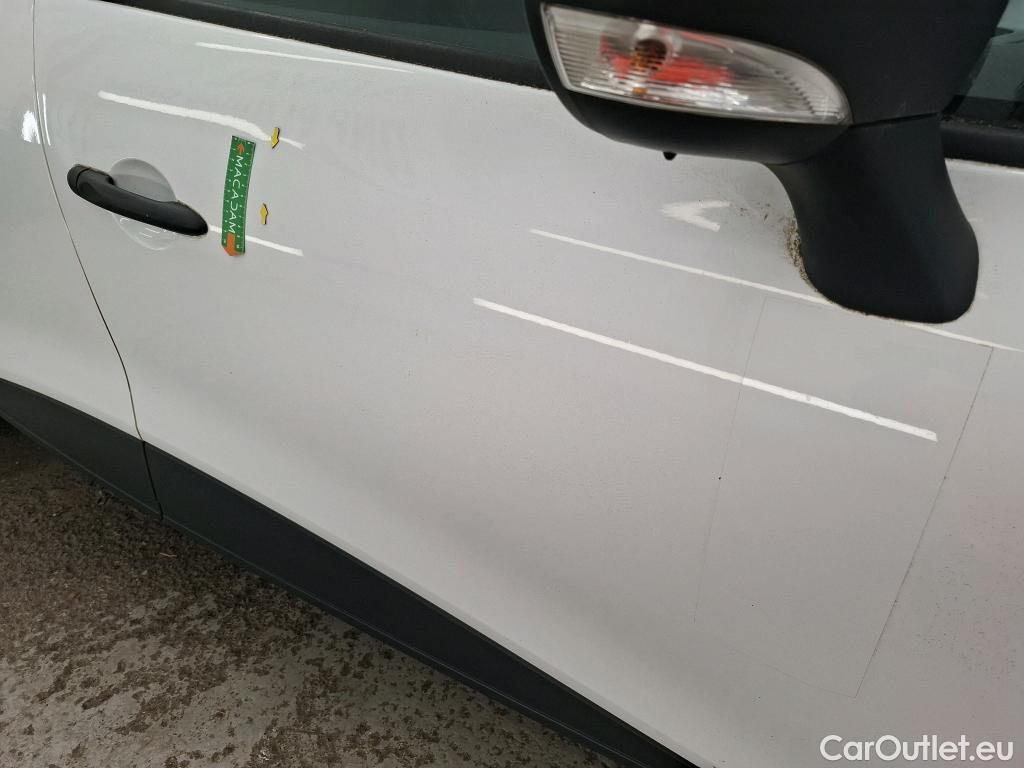  Renault  Clio  IV Air 1.5 dCi 75CV BVM5 E6 #9