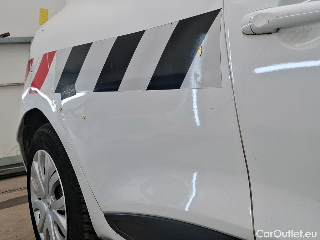  Renault  Clio  IV Air MediaNav 1.5 dCi 75CV BVM5 E6 #52