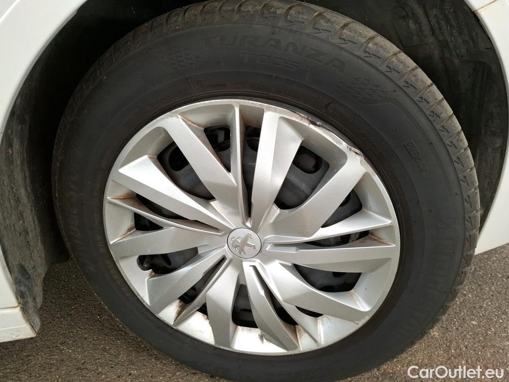  Peugeot  208  Premium 1.5 HDi 100CV BVM6 E6d #38