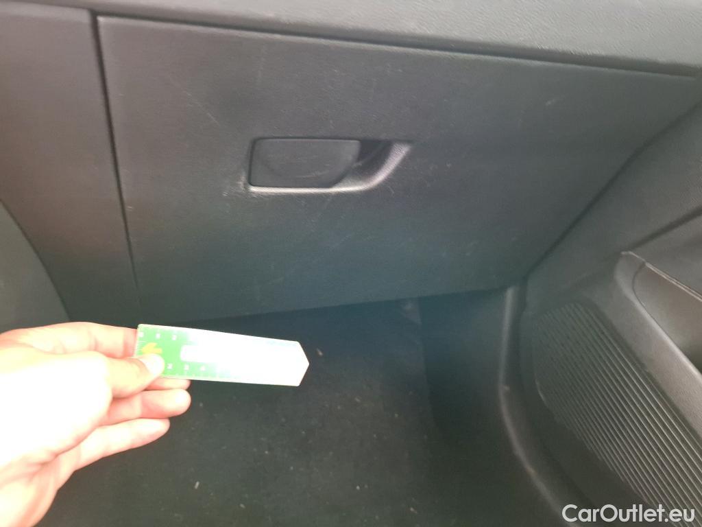  Renault  Clio  V Société Air Nav 1.5 dCi 85CV BVM6 E6dT
 #32