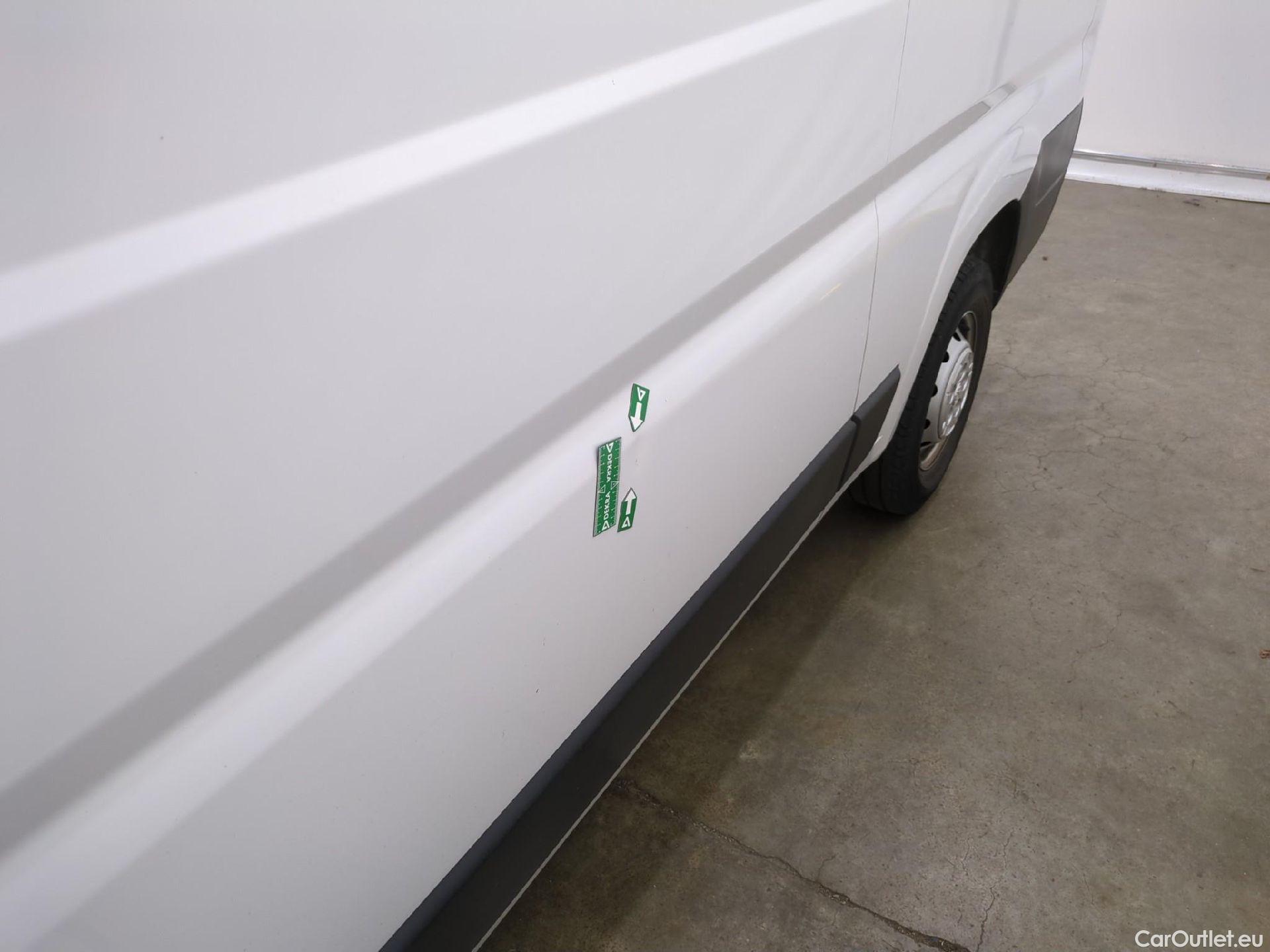  Peugeot  Boxer PEUGEOT  / 2014 / 4P / Fourgon tôlé BlueHDi 140 S&S ASPHALT 330 L2H1 #18