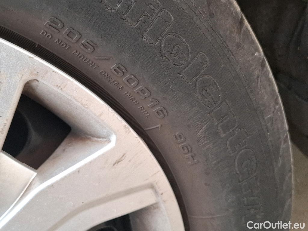  Ford  Transit Connect FORD  VU 4p Fourgonnette 1.5EcoBlue 100 AUTO L2 TREND #17
