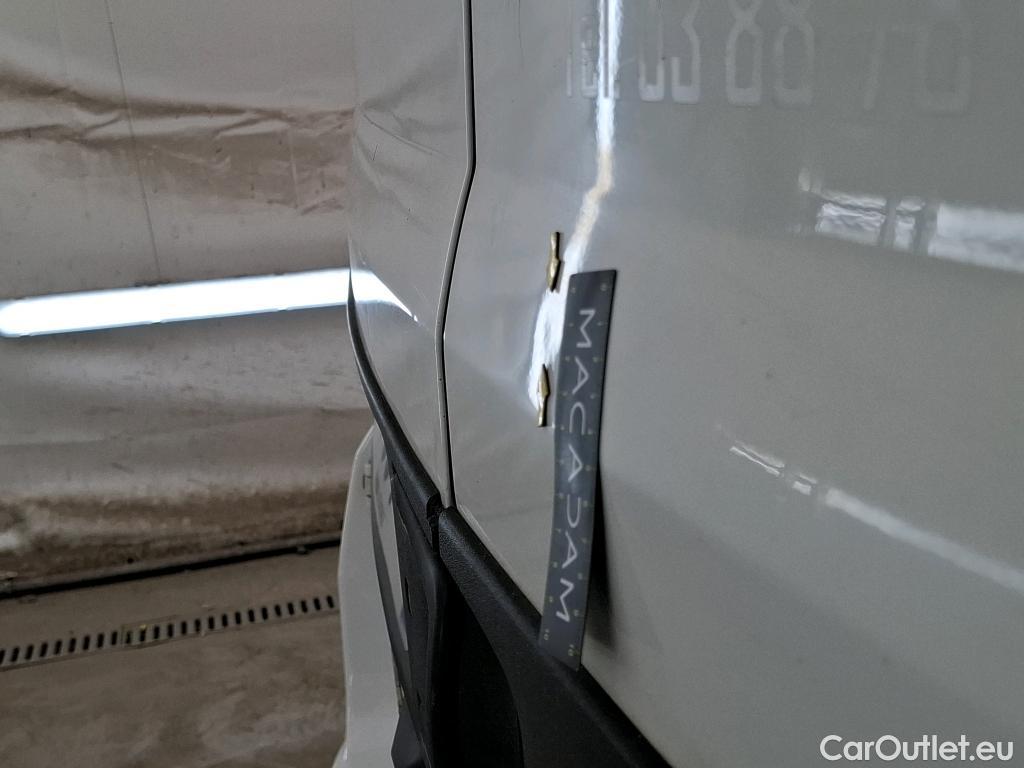  Fiat  Doblo FIAT Doblò Cargo / 2015 / 4P / Fourgonnette Maxi 1.3 Multijet 95 Pro Lounge 750kg #19