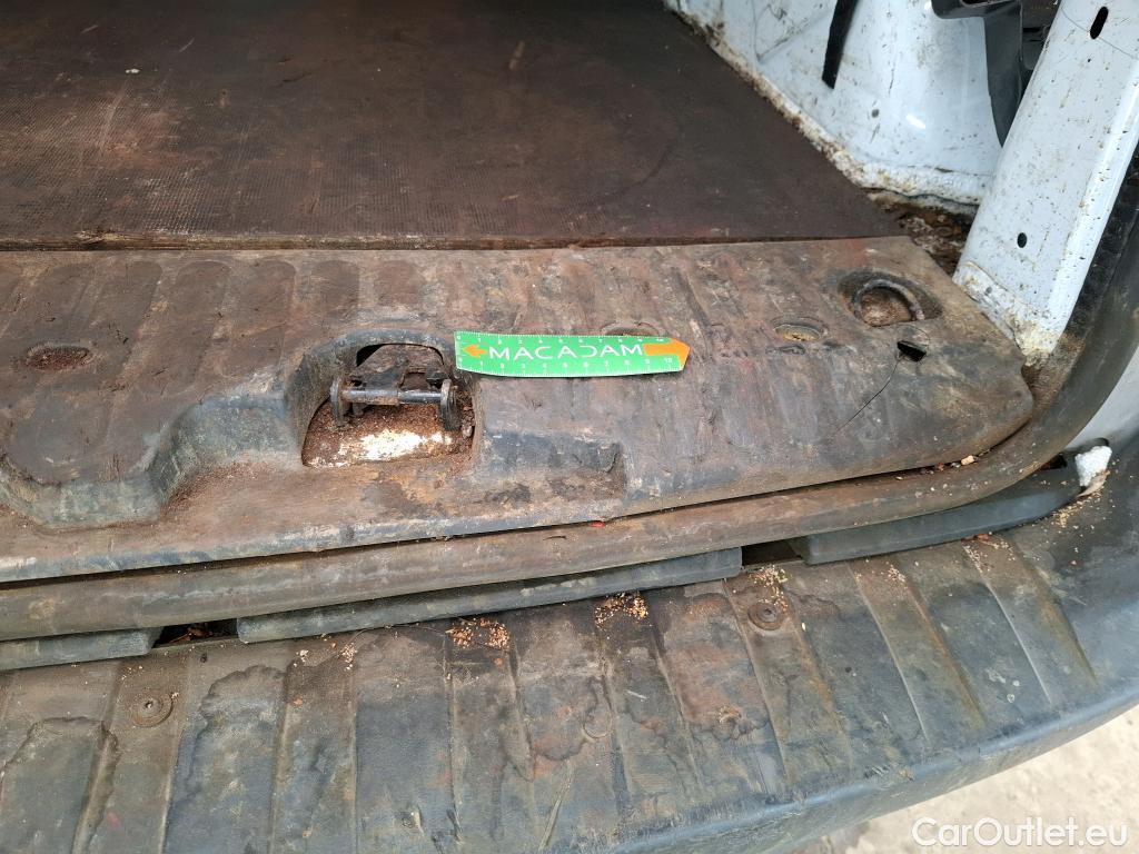  Renault  Kangoo  II Express Grand Confort (L1) 1.5 dCi 95CV BVM6 E6dT
 #6