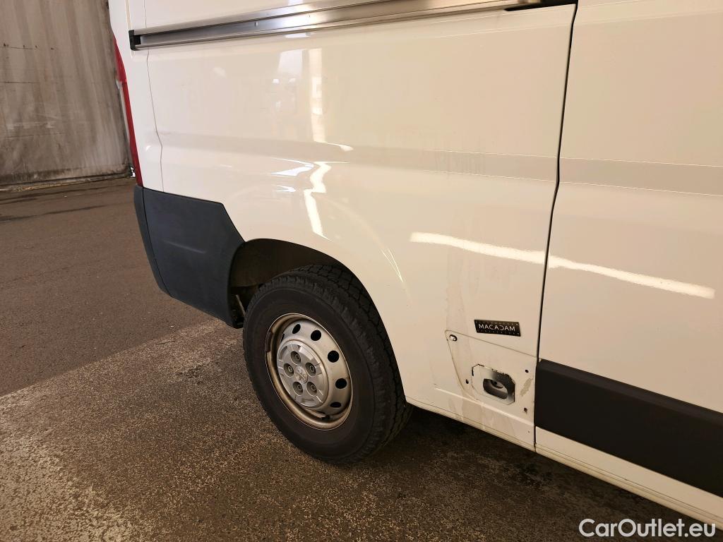  Peugeot  Boxer PEUGEOT  / 2014 / 4P / Fourgon tôlé BlueHDi 140 S&S ASPHALT 335 L2H2 #37