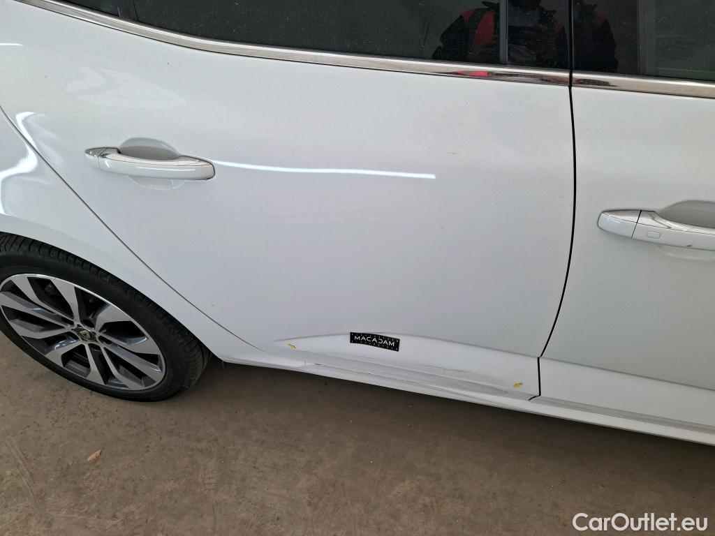  Renault  Megane RENAULT Mégane Berline / 2020 / 5P / Berline techno TCe 140 #1