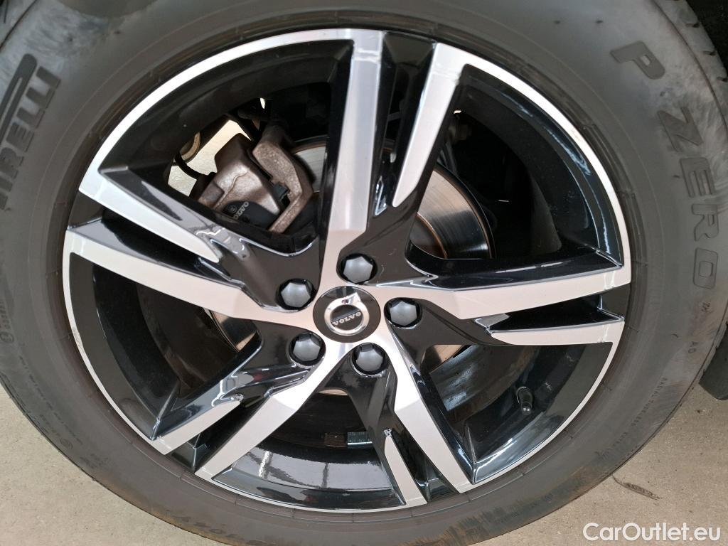  Volvo  XC 40 VOLVO XC40 / 2022 / 5P / SUV B4 197 DCT 7 Plus #6