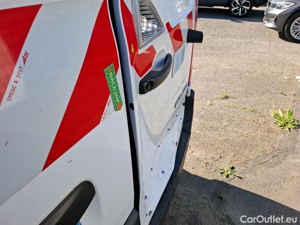  Renault  Master  III Fourgon L2H2 3 5 Grand Confort dCi 130CV BVM6 E6 #9