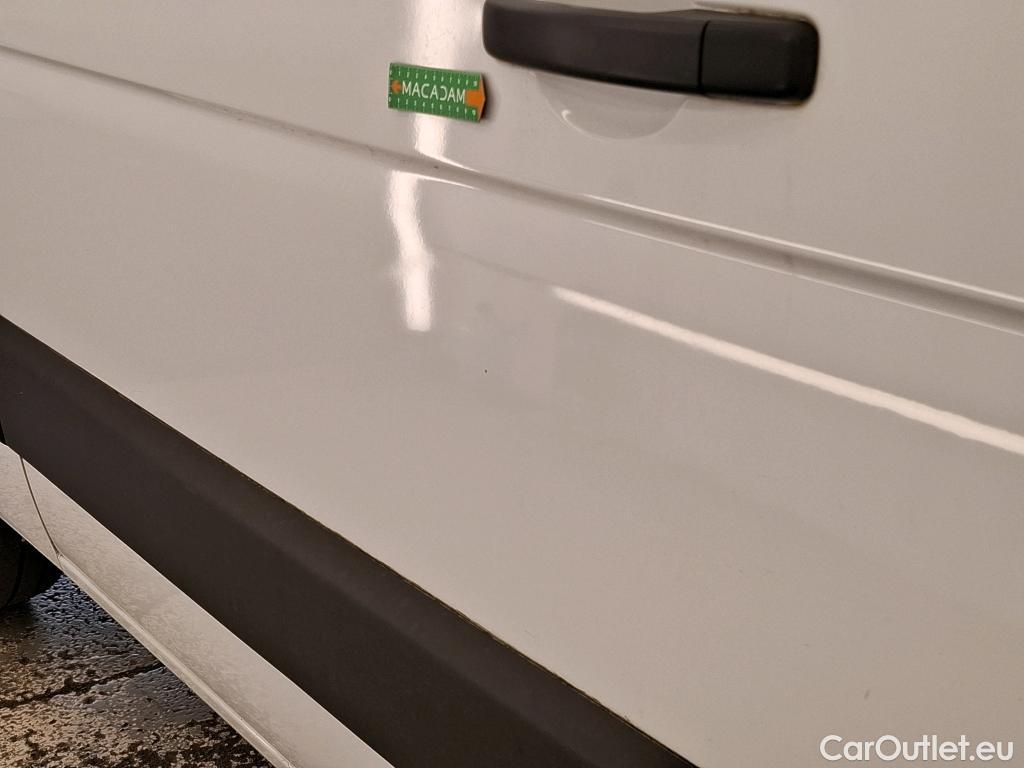 Renault  Master  III Fourgon L2H2 3 5 Grand Confort dCi 135CV BVM6 E6dT #8