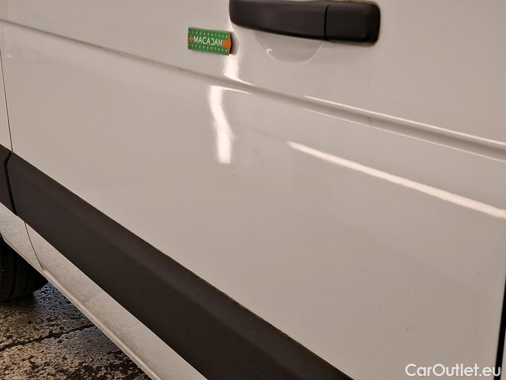  Renault  Master  III Fourgon L2H2 3 5 Grand Confort dCi 135CV BVM6 E6dT #9