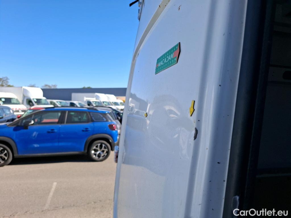  Renault  Master  III Fourgon L2H2 3 5 Grand Confort dCi 130CV BVM6 E6 #31