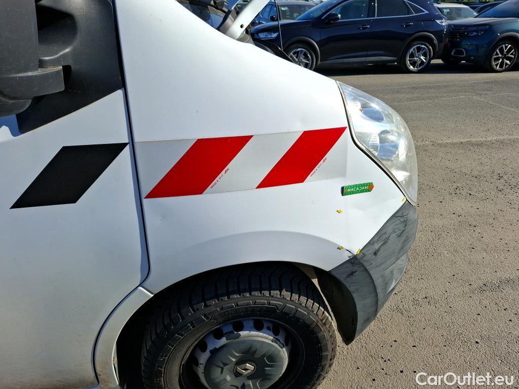  Renault  Master  III Fourgon L2H2 3 5 Grand Confort dCi 130CV BVM6 E6 #12