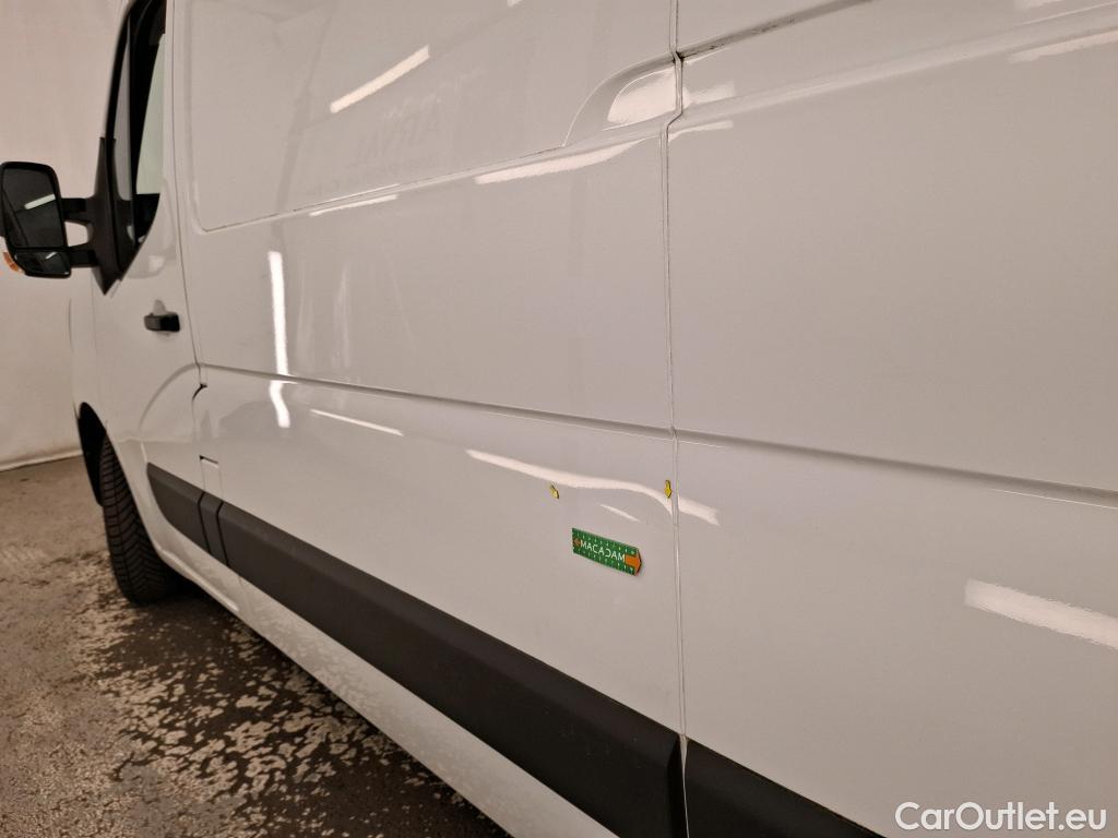  Renault  Master  III Fourgon L2H2 3 5 Grand Confort dCi 135CV BVM6 E6dT #1