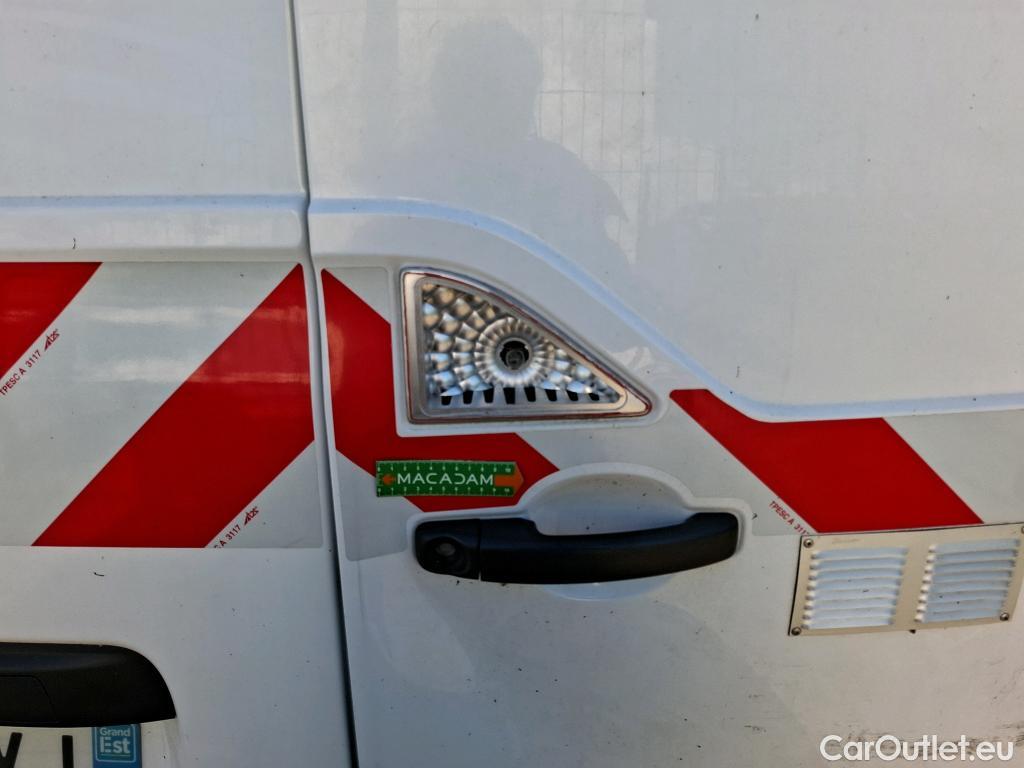  Renault  Master  III Fourgon L2H2 3 5 Grand Confort dCi 130CV BVM6 E6 #47