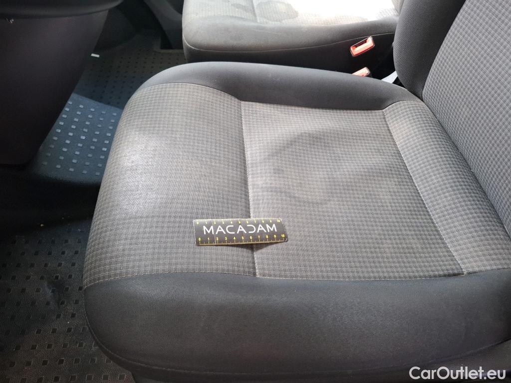  Volkswagen  Transporter VOLKSWAGEN  / 2019 / 4P / Fourgon tôlé 2.0 TDi 150 DSG7 L1H1 Business Line Plus #18