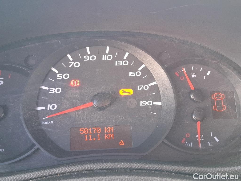  Renault  Master  III Fourgon L2H2 3 5 Grand Confort dCi 120 CV #5