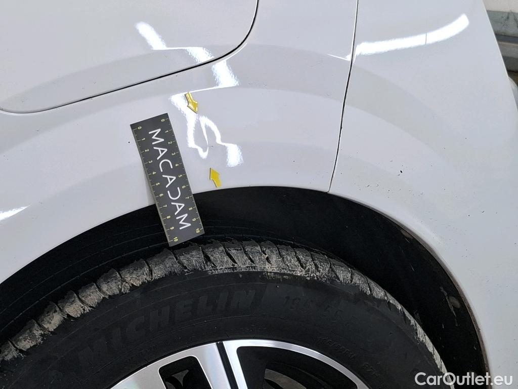  Peugeot  208  Allure Business 1.2 PureTech 100CV BVM6 E6d #2