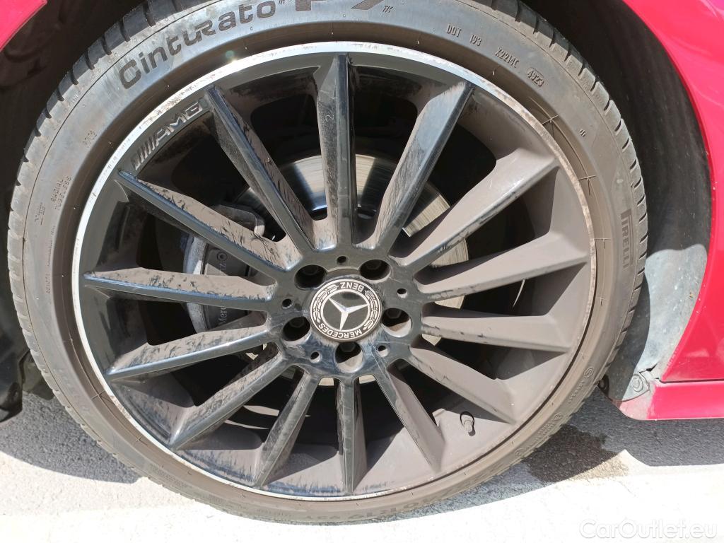  Mercedes  A-Klasse MERCEDES-BENZ CLASE A 5p 4G berlina con portón A 200 #1