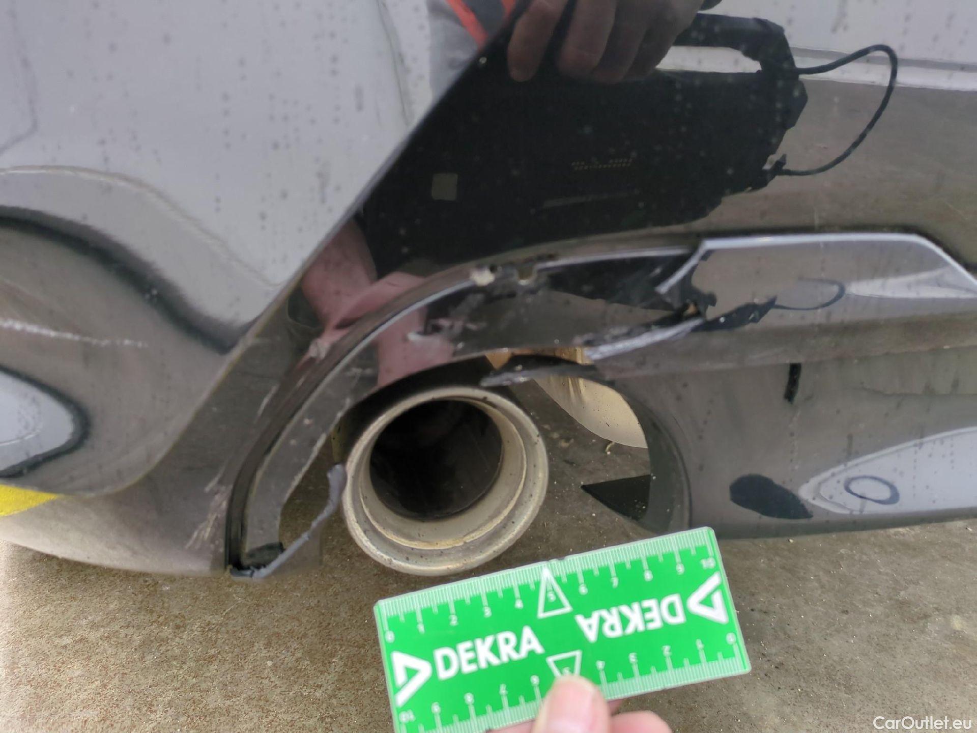  Bmw  Serie 1 Série 1 Berline 118 i Edition Sport 1.5 135CV BVA7 E6d #43