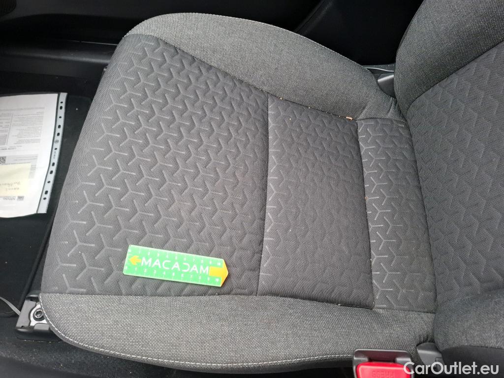  Toyota  Yaris Cross TOYOTA  Hybride / 2021 / 5P / SUV 1.5 HYBRID 116H DESIGN AWD AUTO #19