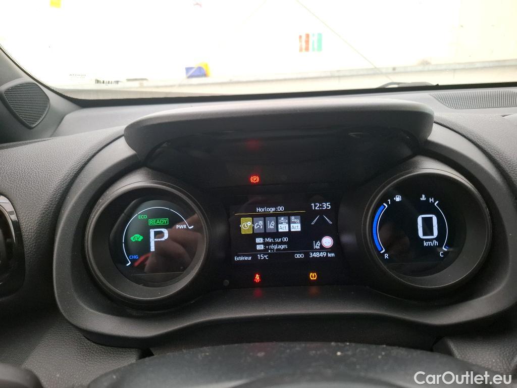  Toyota  Yaris Cross TOYOTA  Hybride / 2021 / 5P / SUV 1.5 HYBRID 116H DESIGN AWD AUTO #24
