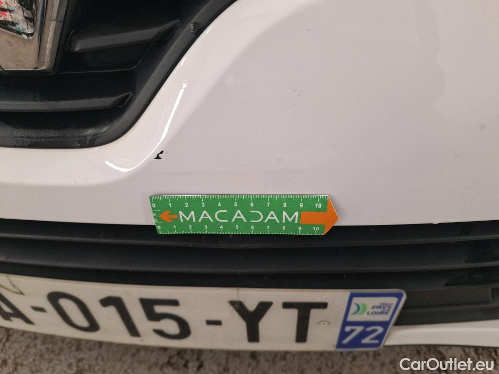  Renault  Clio  IV Business 0.9 TCe 90CV BVM5 E6 #3
