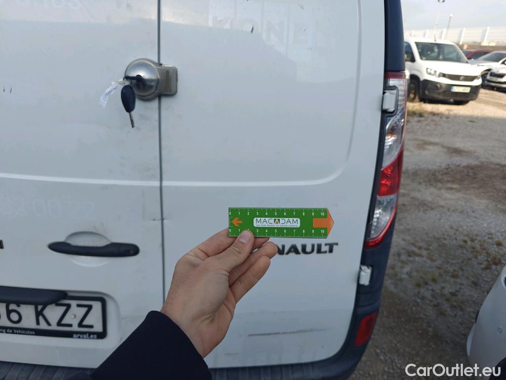  Renault  Kangoo RENAULT  Furgón/2013/4P/furgón derivado de turismo Profesional Maxi 2p dCi 66 kW (90 CV) #30
